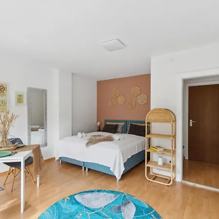 Sali Homes Sm13 -1-Room Apartment By Roehrensee Bayreuth Exterior photo